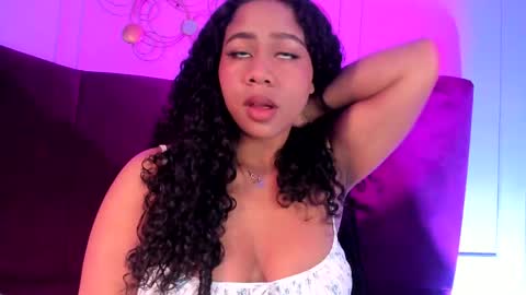 sofiifox online show from April 2026 02:42:01 AM