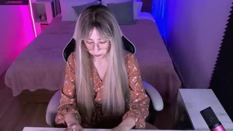 Snapshot of sofiisun chatting on October 2025 04:12:01 AM Sofia online show from October 2025 04:12:01 AM