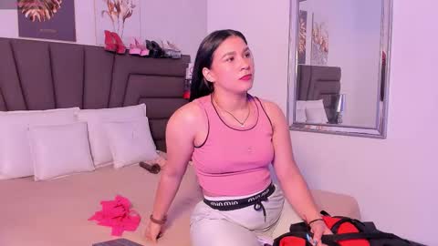 Snapshot of sofiperez_ chatting on September 2025 11:21:02 AM online show from September 2025 11:21:02 AM