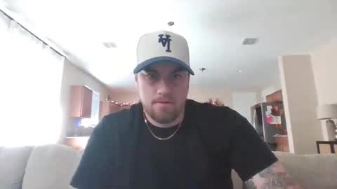 Snapshot of soft0ne chatting on December 2025 03:28:02 PM soft0ne online show from December 2025 03:28:02 PM