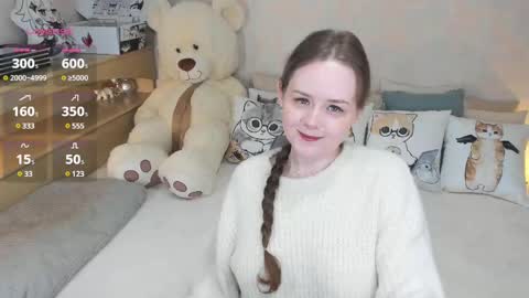 Mia online show from February 2025 07:47:01 PM