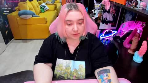 Sofie online show from May 2026 01:47:02 AM