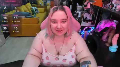 Snapshot of softie_sofy chatting on July 2026 02:44:01 AM Sofie online show from July 2026 02:44:01 AM