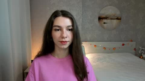 Kelly online show from November 2025 03:24:02 PM