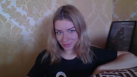 softy_aura online show from June 2026 10:41:02 AM