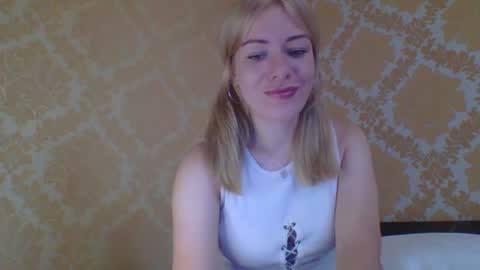 softy_aura online show from July 2026 02:21:01 PM