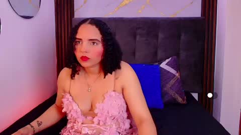 Sol Latiana online show from June 2026 03:31:01 AM