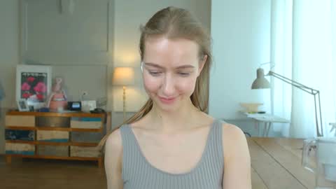 Bella online show from January 2025 12:56:01 PM