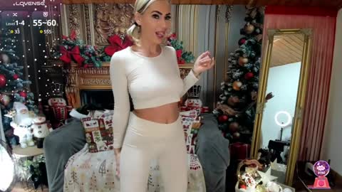 Criss online show from December 2024 08:29:01 PM