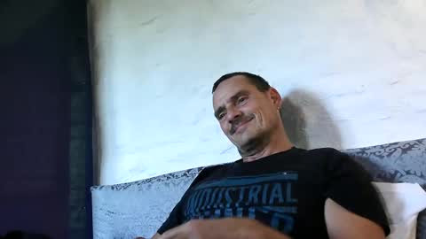 Alex Dixon online show from December 2024 09:28:02 AM