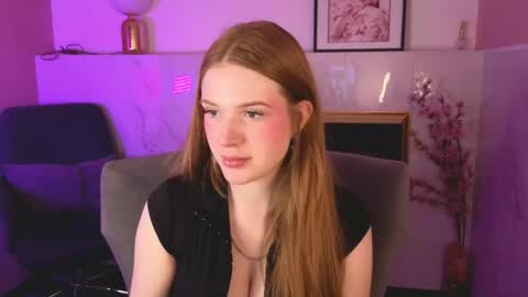 sollarkristy online show from May 2026 06:32:01 AM