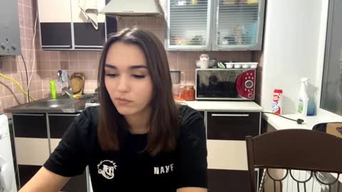 Snapshot of somerfrieler chatting on December 2025 04:01:02 PM Hello My name is Jane im new model here and little but shy but curious. online show from December 2025 04:01:02 PM