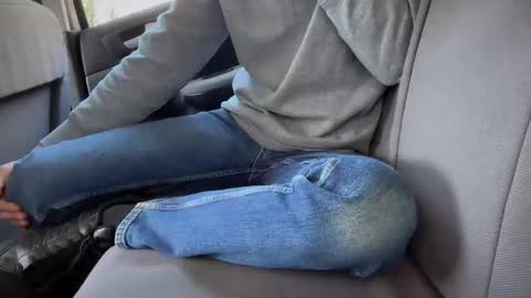 Sondages online show from March 2025 12:19:02 PM