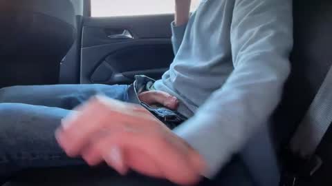 Sondages online show from October 2025 07:33:01 AM