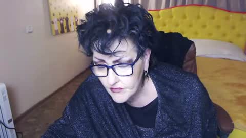 sondrariddle online show from March 2026 10:48:01 PM