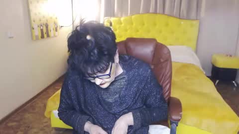 sondrariddle online show from May 2026 08:14:02 PM