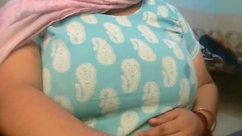 Snapshot of soni88888 chatting on November 2025 05:18:02 AM soni88888 online show from November 2025 05:18:02 AM