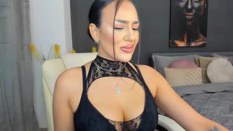 Sonia  Rey online show from February 2025 09:16:01 PM