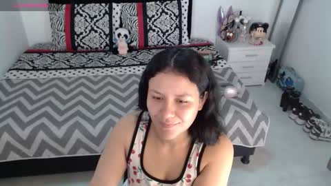 sonialatin69 online show from February 2026 01:00:02 PM