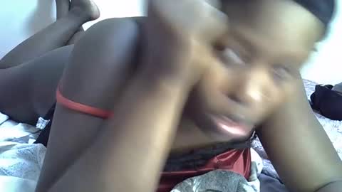 Snapshot of sonnia02 chatting on January 2026 01:17:02 PM sonnia02 online show from January 2026 01:17:02 PM