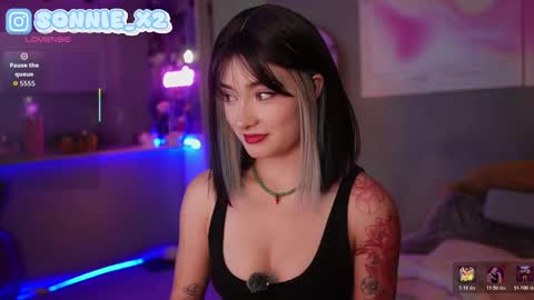 Snapshot of sonnie_mami chatting on January 2026 09:08:01 PM Sonnie online show from January 2026 09:08:01 PM