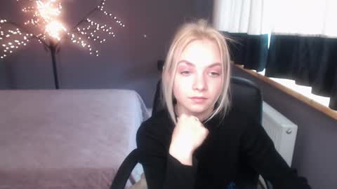 Sonya online show from April 2026 11:49:01 AM