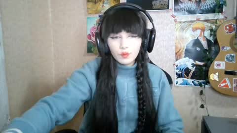Mila online show from April 2026 05:14:01 PM