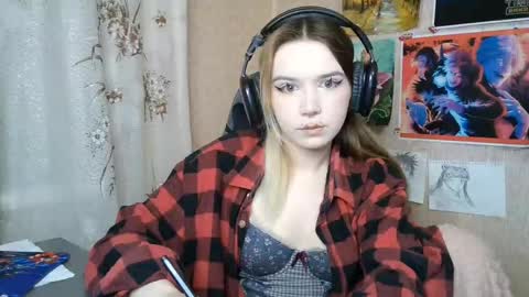 Mila online show from May 2026 05:32:02 PM