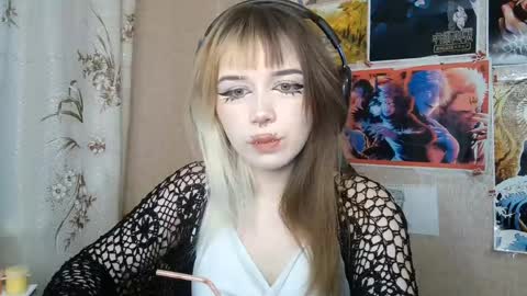 Mila online show from May 2026 04:13:02 PM