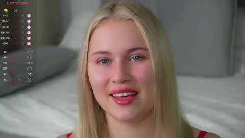 Eva 3 online show from September 2025 03:11:02 PM