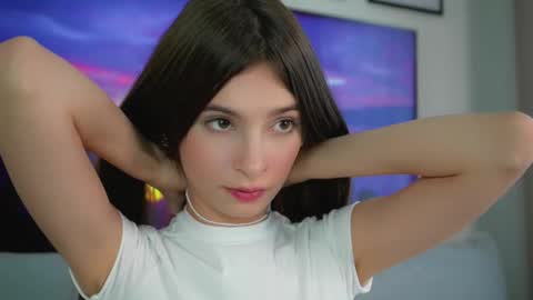 Eva 3 online show from November 2025 09:53:01 AM