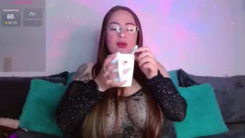 soofy online show from November 2025 03:18:02 AM