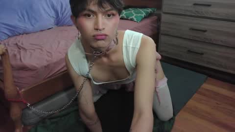 Snapshot of soophiebby chatting on April 2026 04:37:01 PM soophiebby online show from April 2026 04:37:01 PM