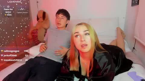 Snapshot of sophi_moreno chatting on December 2024 02:41:01 AM Sofi online show from December 2024 02:41:01 AM