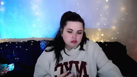 sophia__olsen online show from March 2026 07:16:02 AM