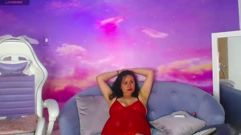 Snapshot of sophia_blade chatting on January 2025 06:13:02 PM sophia_blade online show from January 2025 06:13:02 PM