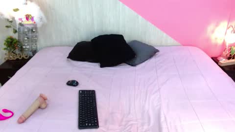 Snapshot of sophia_brunette21 chatting on January 2026 11:37:01 AM sophia_brunette21 online show from January 2026 11:37:01 AM