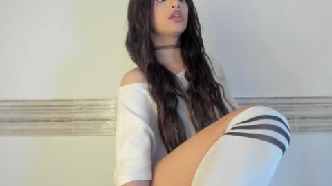 Sophia online show from September 2025 09:40:02 PM