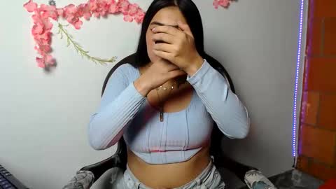 sophia online show from October 2025 10:44:01 PM