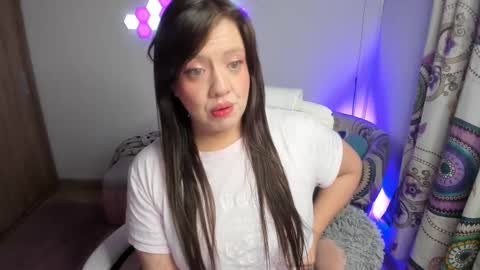 sophia_grants online show from February 2026 05:37:02 AM