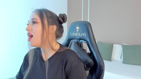 Snapshot of sophia_martinezz chatting on October 2025 12:36:02 PM S O P H I A online show from October 2025 12:36:02 PM