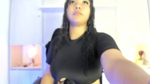  S O P H I A  online show from April 2026 12:22:01 PM