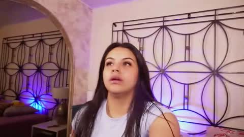 Snapshot of sophia_wilsonn_ chatting on December 2025 11:16:02 AM Sofi online show from December 2025 11:16:02 AM