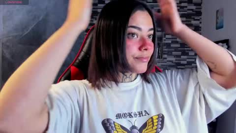 Snapshot of sophiaa_cherry chatting on April 2026 06:57:01 PM Sophia online show from April 2026 06:57:01 PM