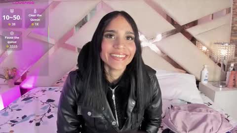 Sophia Paris online show from November 2025 03:05:02 AM