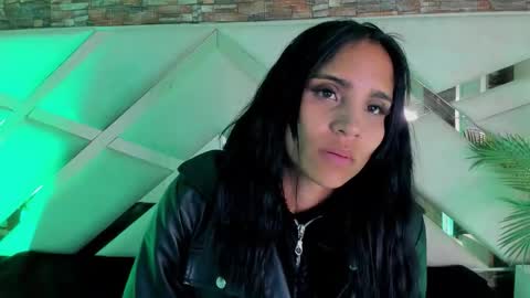 Sophia Paris online show from December 2025 03:02:01 AM