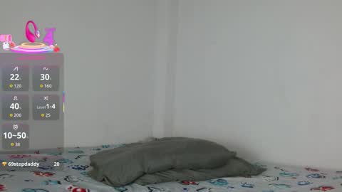 Snapshot of sophiabedford chatting on September 2025 05:02:02 PM Sophia Bedford online show from September 2025 05:02:02 PM