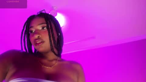 Snapshot of sophiabloss chatting on November 2025 04:56:01 AM Sophie online show from November 2025 04:56:01 AM