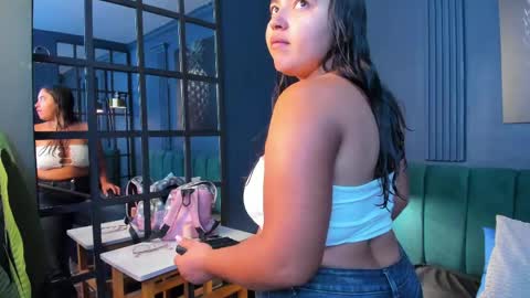 Sophia online show from April 2026 11:57:01 AM