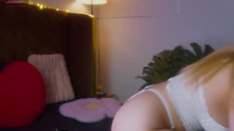 Sophia online show from February 2026 03:10:01 PM